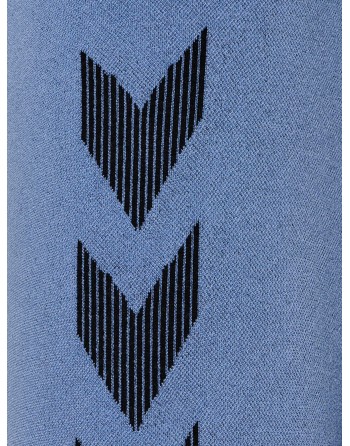 HUMMEL FIRST SEAMLESS JERSEY L/S W / Nahtlose Verarbeitung und körperbetontes Design