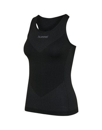 HUMMEL FIRST SEAMLESS TANK TOP W / Nahtlose Verarbeitung und körperbetontes Design